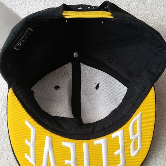 Justin Bieber Swaggy snapback hat - Picture 7 of 8